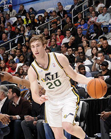 仅是俱乐部 仅是俱乐部