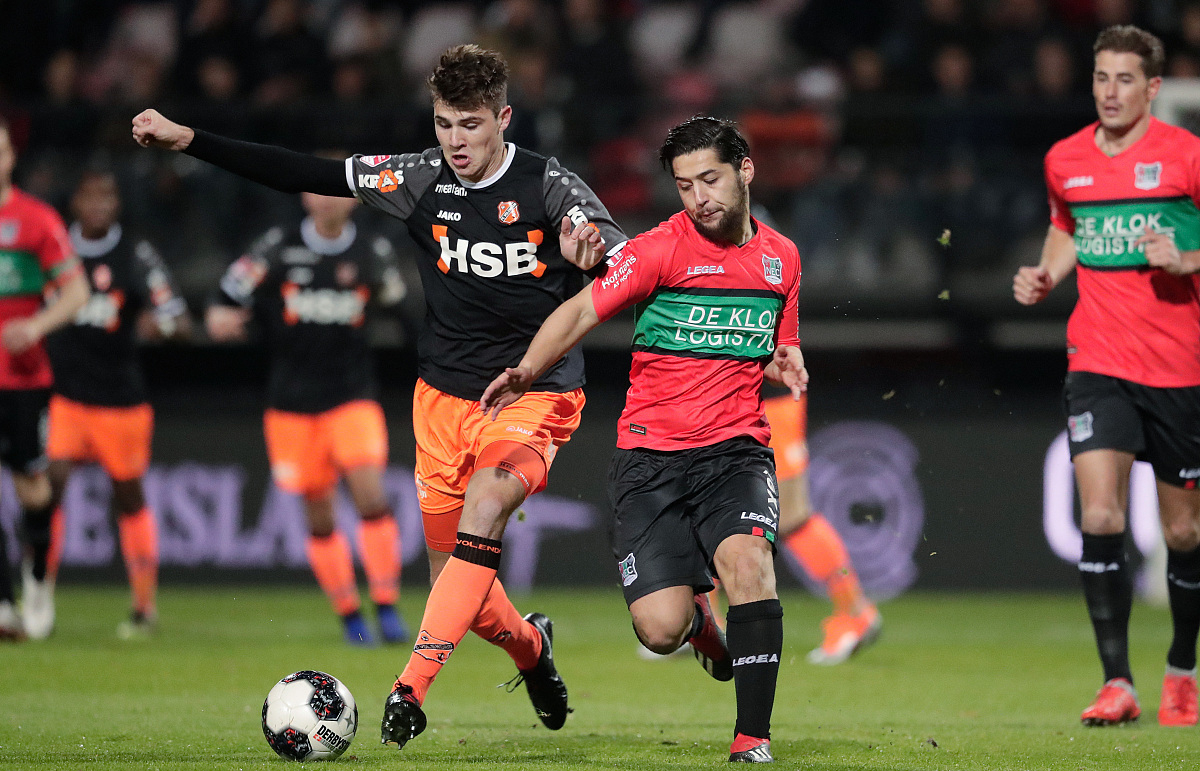 一步巩固其 一步巩固其