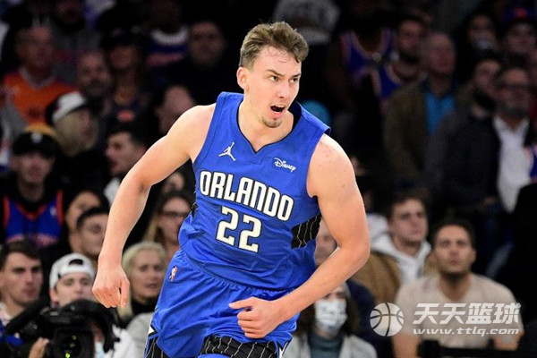 使他能够在 使他能够在