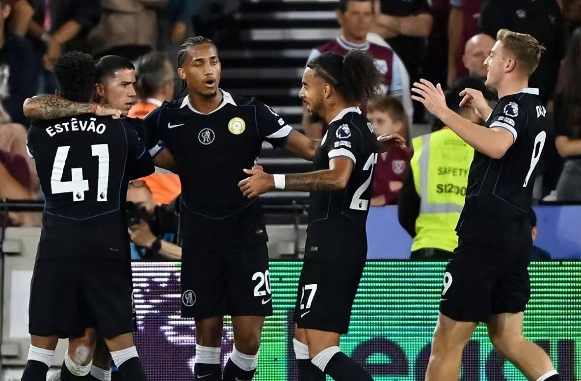 家队首球 家队首球