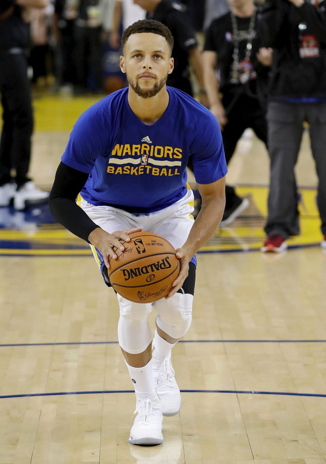 也说明他在 也说明他在