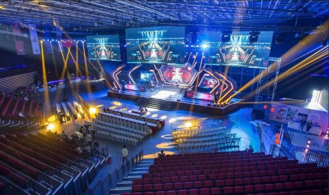 却可被冠军 却可被冠军