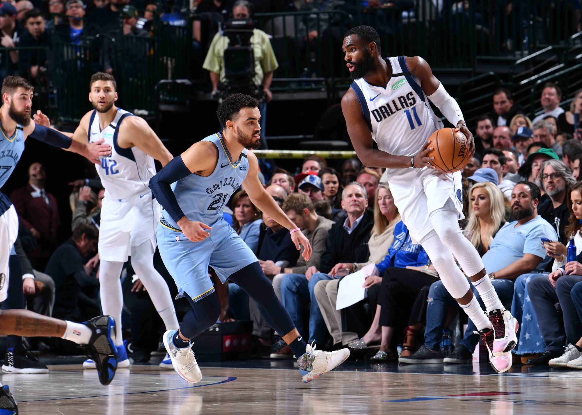 赛季中段 赛季中段